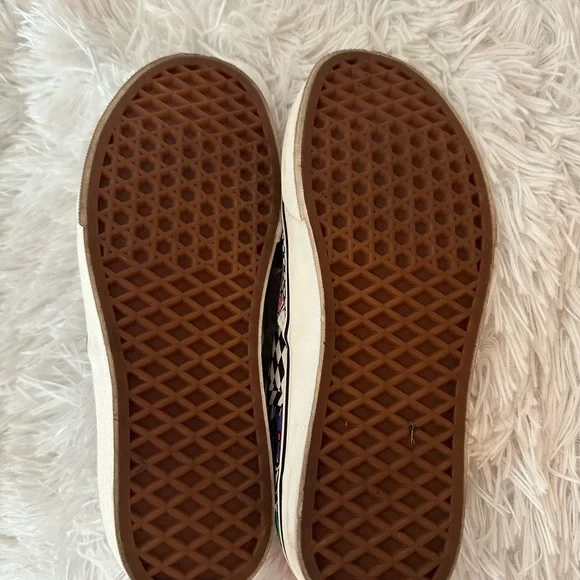 Authentic Vans shoes - Picture 7 of 10